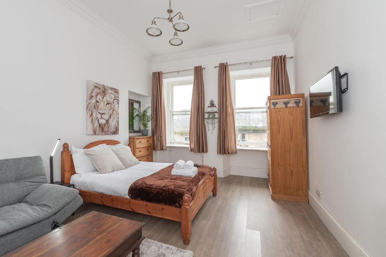 Spacious Ensuite Rooms In Edinburgh City Centre - Excellent Location Exterior photo